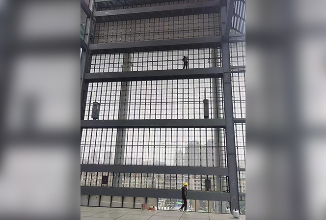 泸州老窖户外LED透明屏